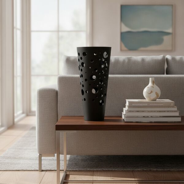 Round Plastic Black Pot 07 3D Model