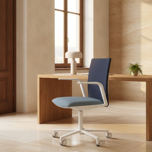 Low-Back Office Task Chair 02 3D Model